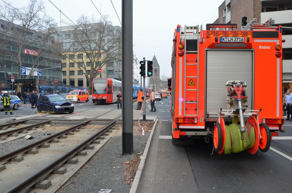 VU PKW Strab Koeln Mitte Pipinenstr Hohestr P084.JPG - Miklos Laubert